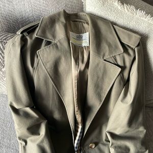 Aquascutum London Aqua 5 Trench Coat